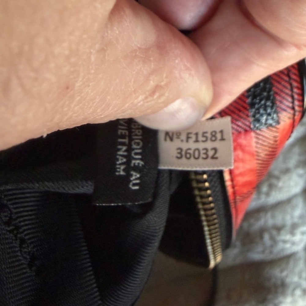 Coach Buffalo Plaid Red Black Leather Crossbody Camera Bag Gunmetal Hardware - Picture 6 of 13